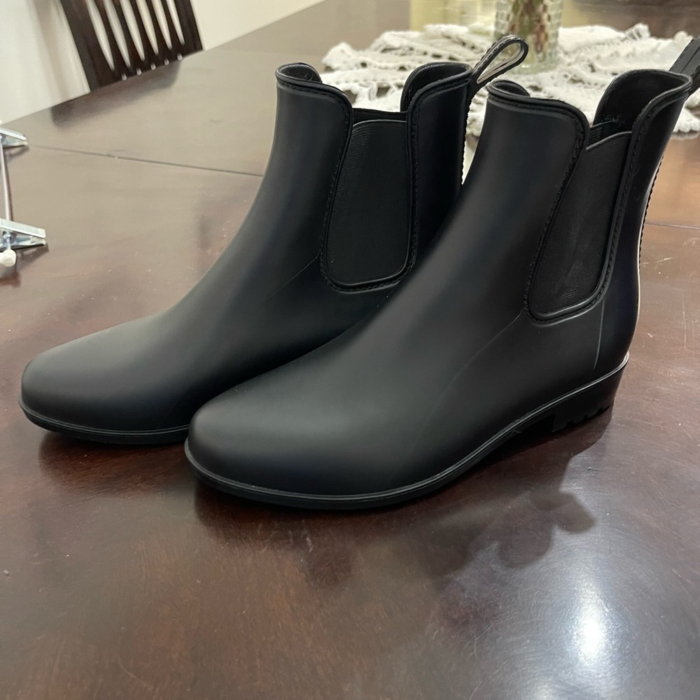 A new Day boots